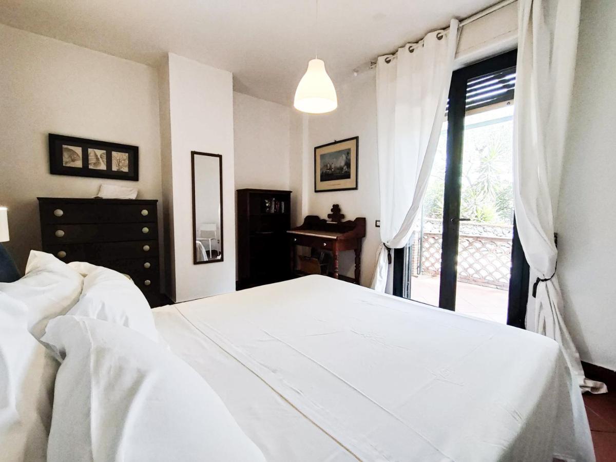 Villa Delle Palme Aci Trezza Bagian luar foto