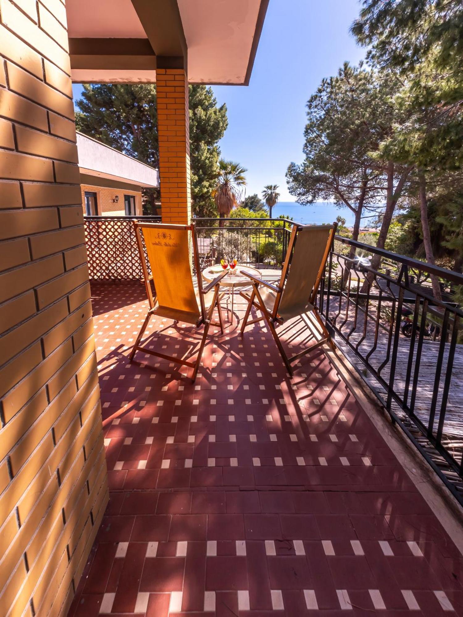 Villa Delle Palme Aci Trezza Bagian luar foto