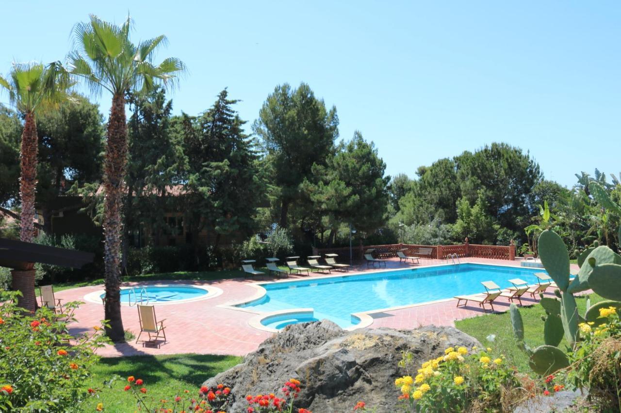 Villa Delle Palme Aci Trezza Bagian luar foto